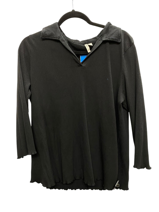 Top Long Sleeve By Cato In Black, Size: 1x