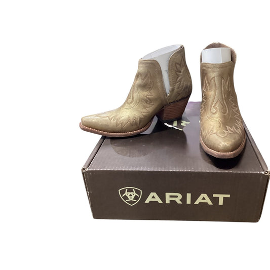 Boots Western By Ariat In Gold, Size: 8.5