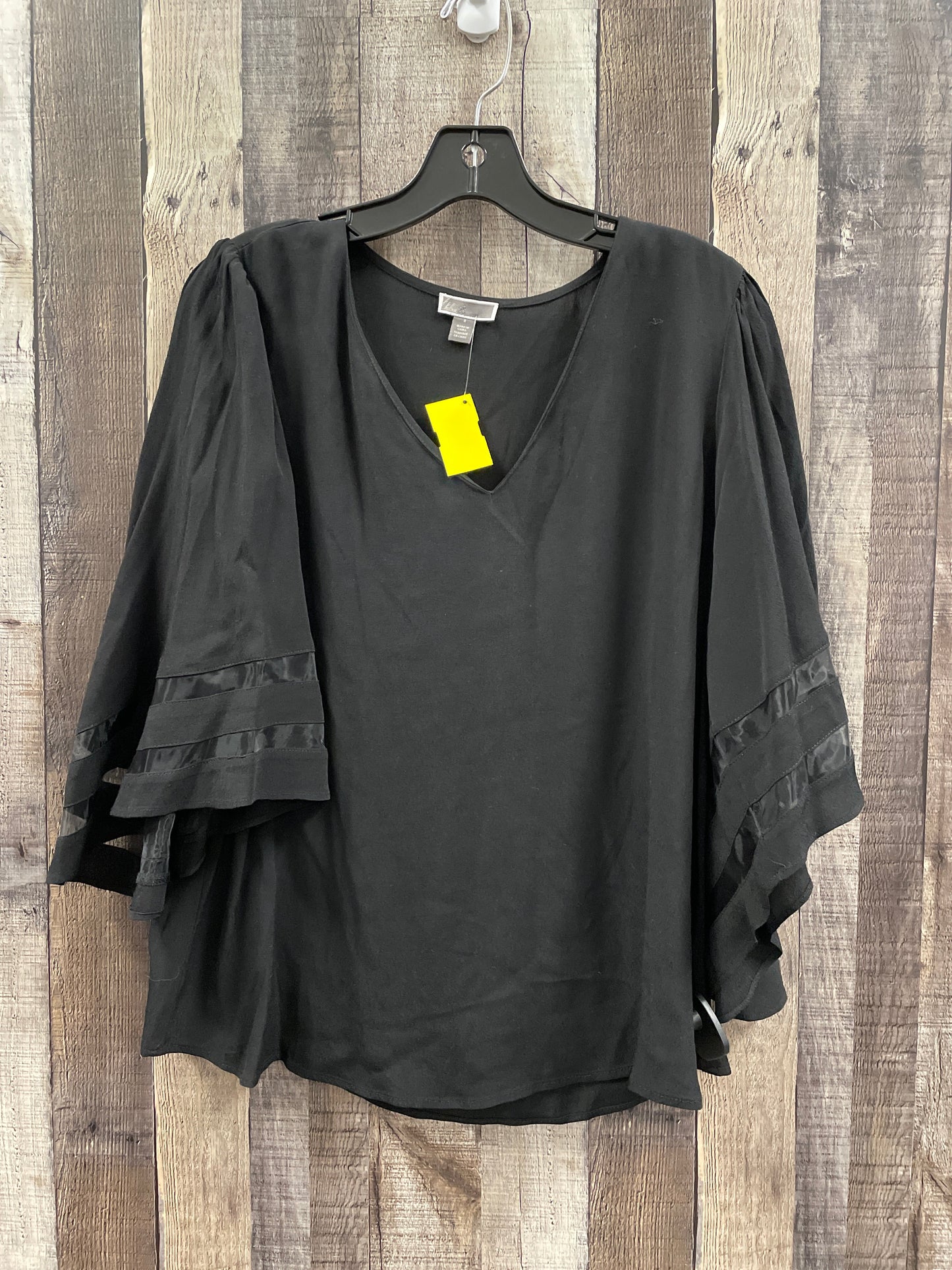 Top 3/4 Sleeve By Chelsea 28 In Black, Size: S