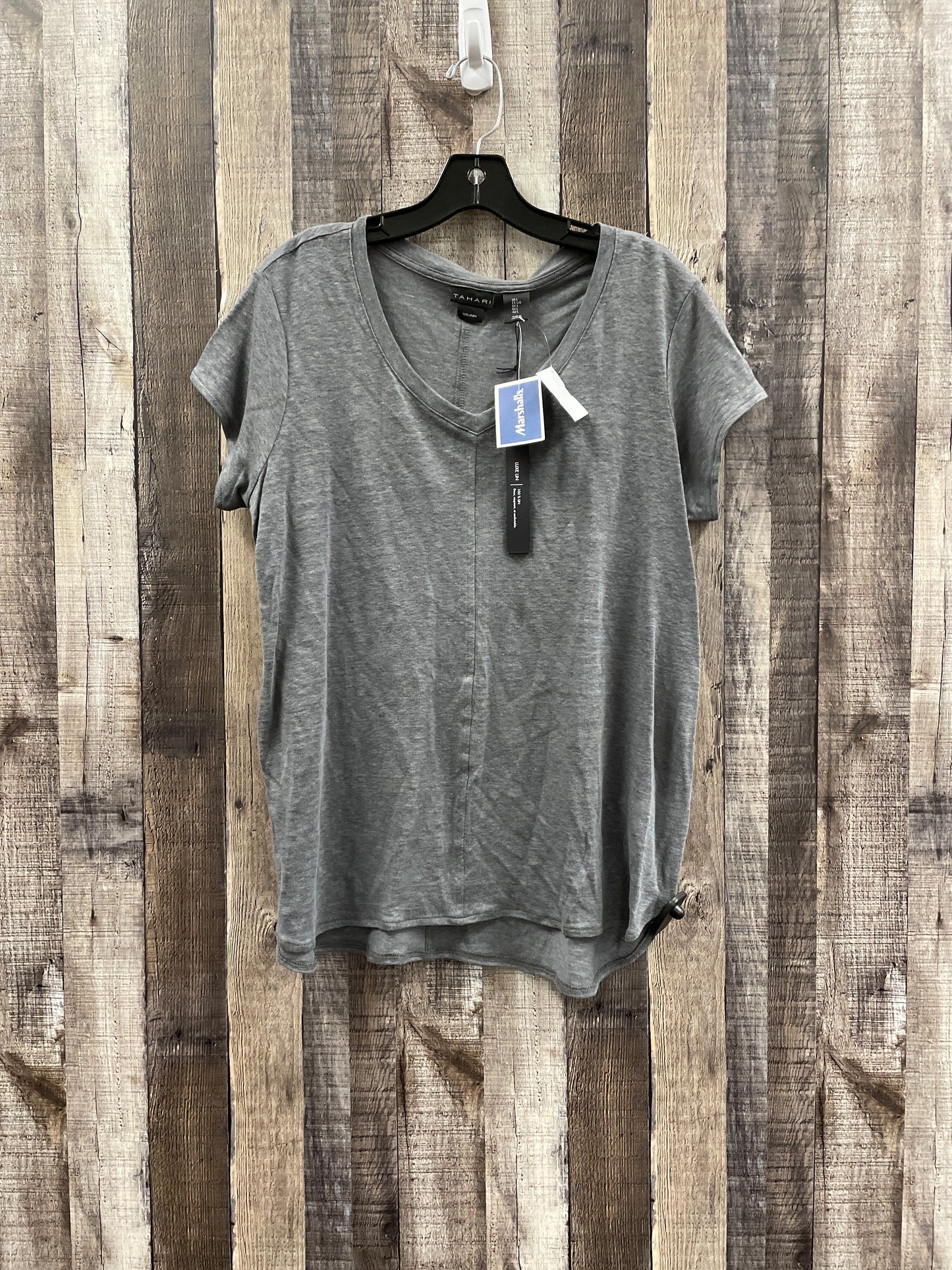 Top Short Sleeve Basic By Tahari By Arthur Levine In Grey, Size: L