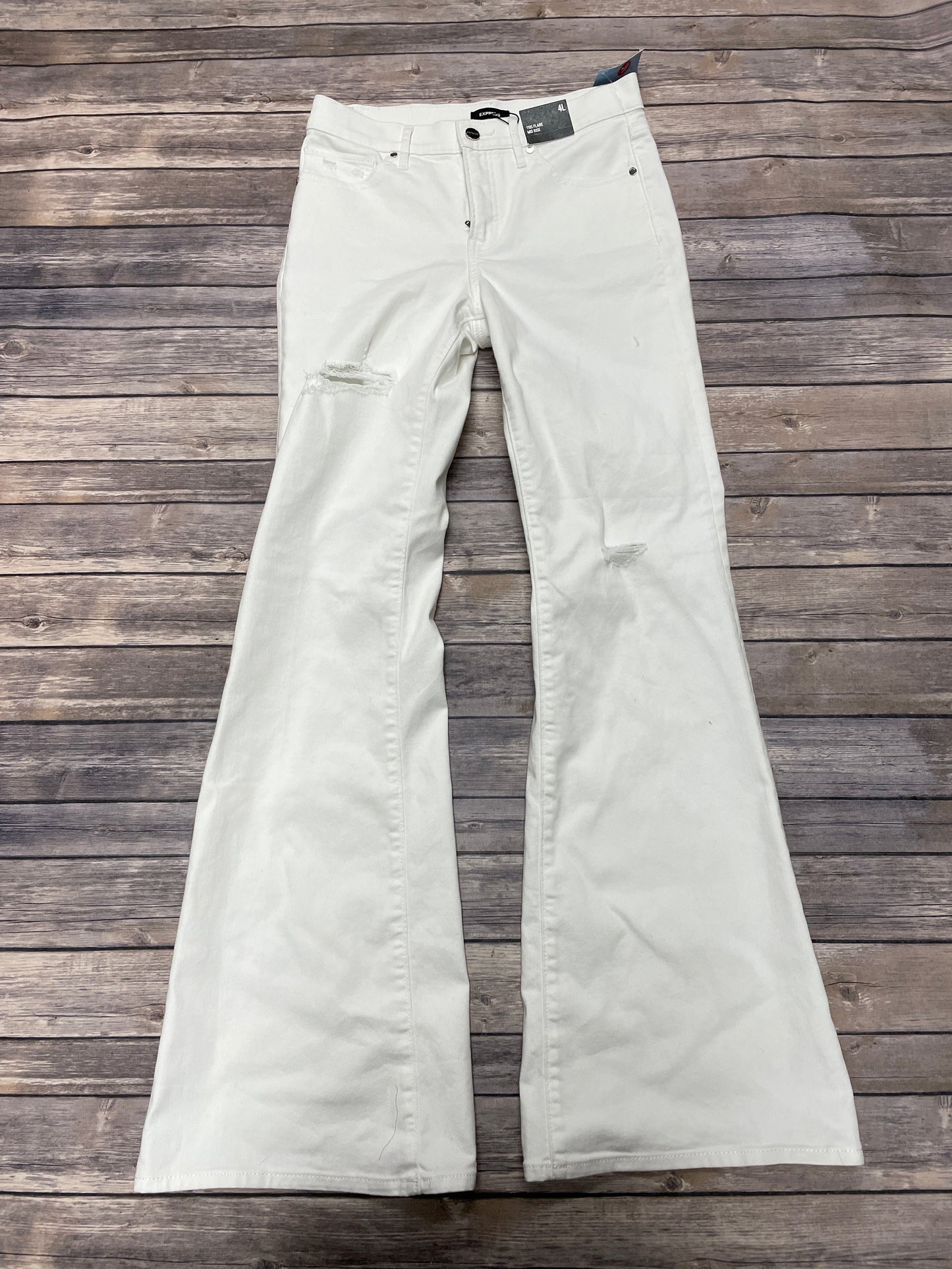 Jeans Flared By Express In White Denim, Size: 4l