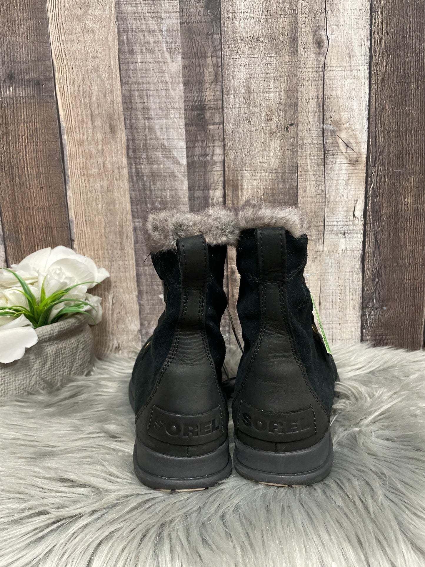 Boots Hiking By Sorel  Size: 8.5