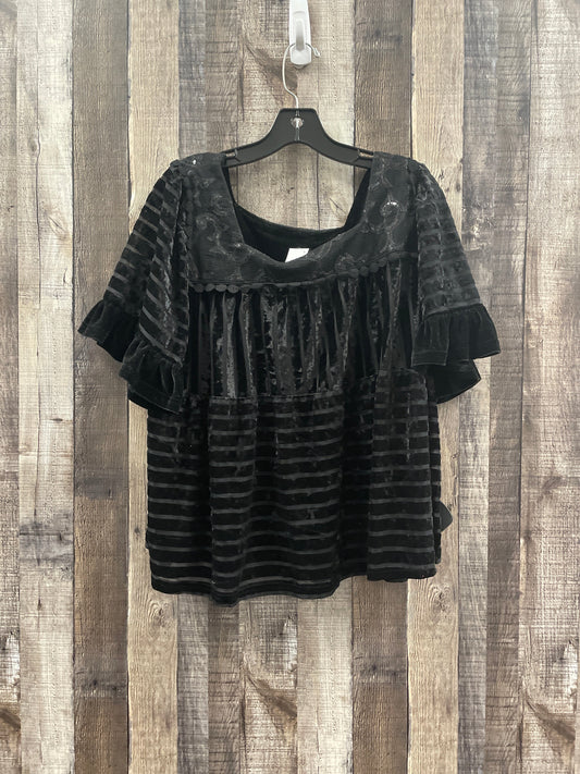 Top Short Sleeve By Pol In Black, Size: M