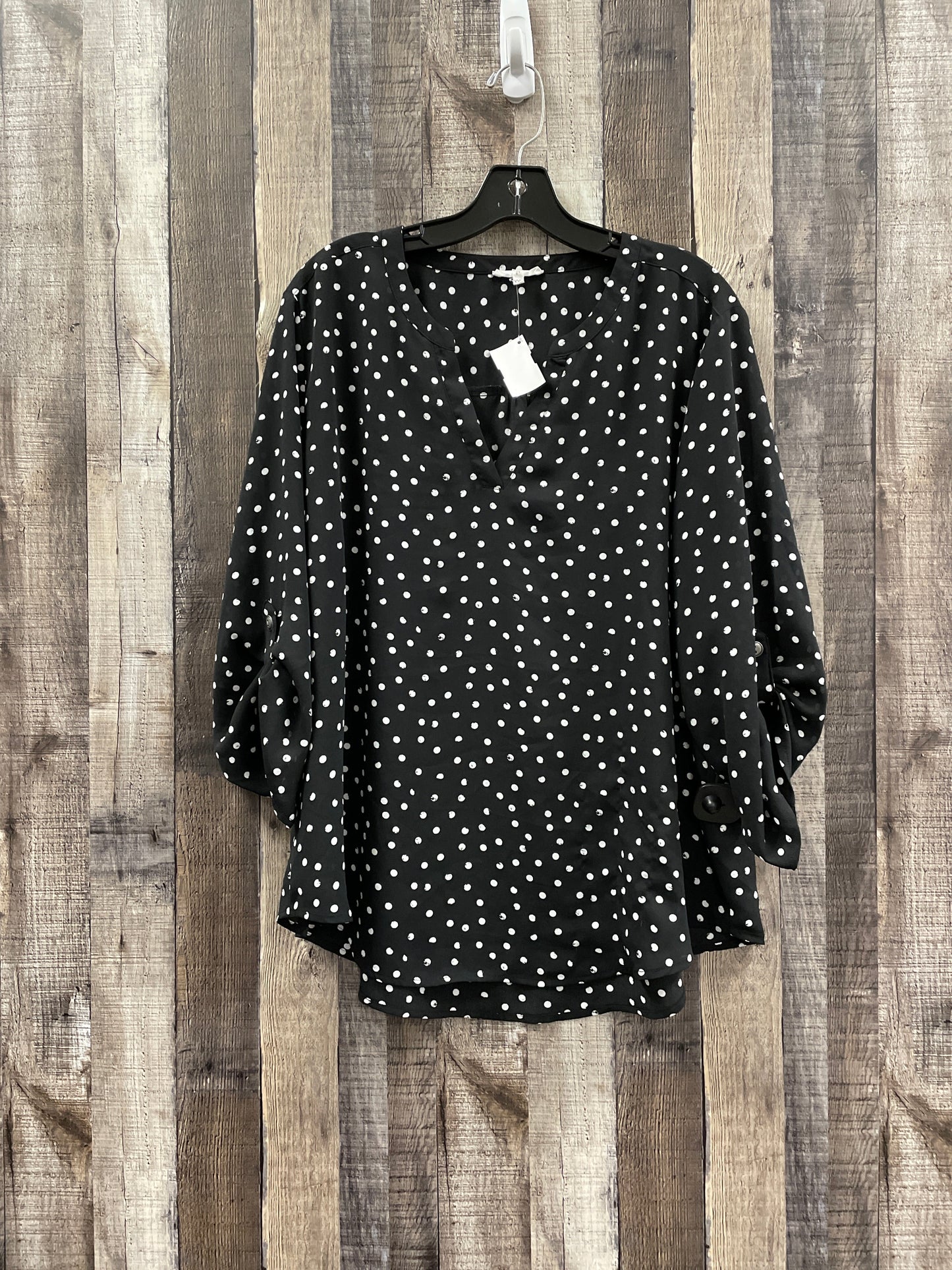 Top Long Sleeve By Maurices In Polkadot Pattern, Size: Xxl