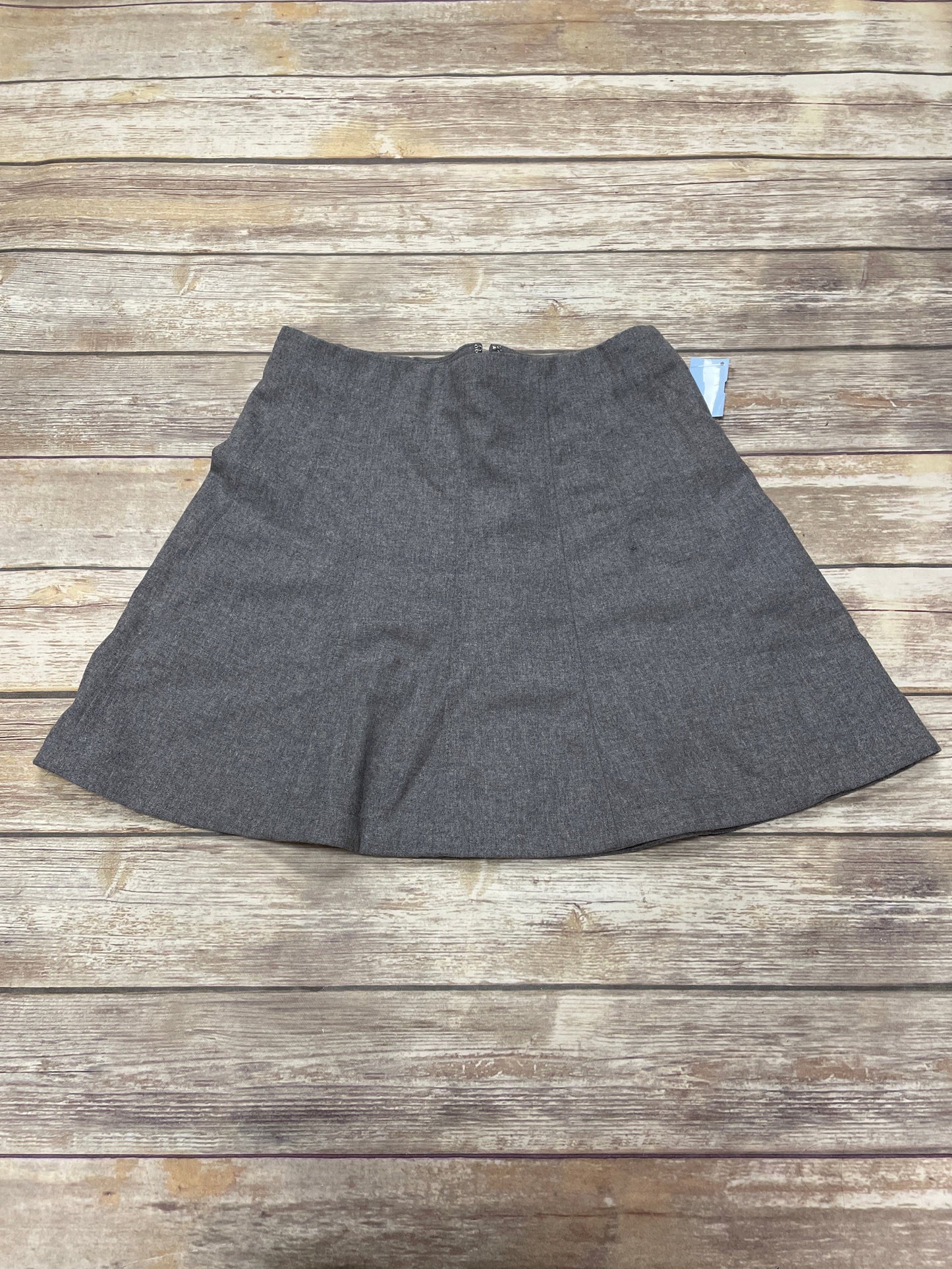 Skirt Mini & Short By Loft In Grey, Size: 6