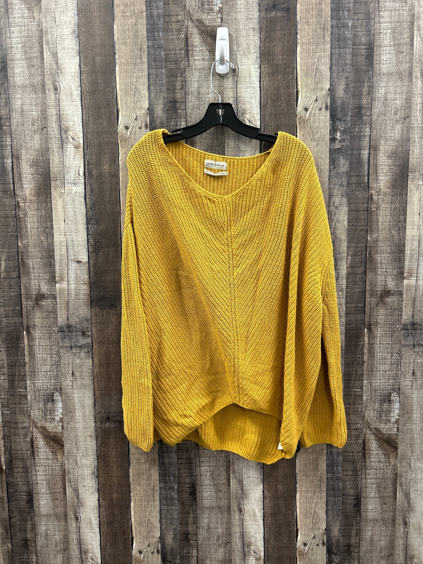 Sweater By Urban Outfitters In Yellow, Size: M