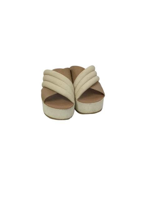 Sandals Heels Wedge By Sorel In Tan & White, Size: 7