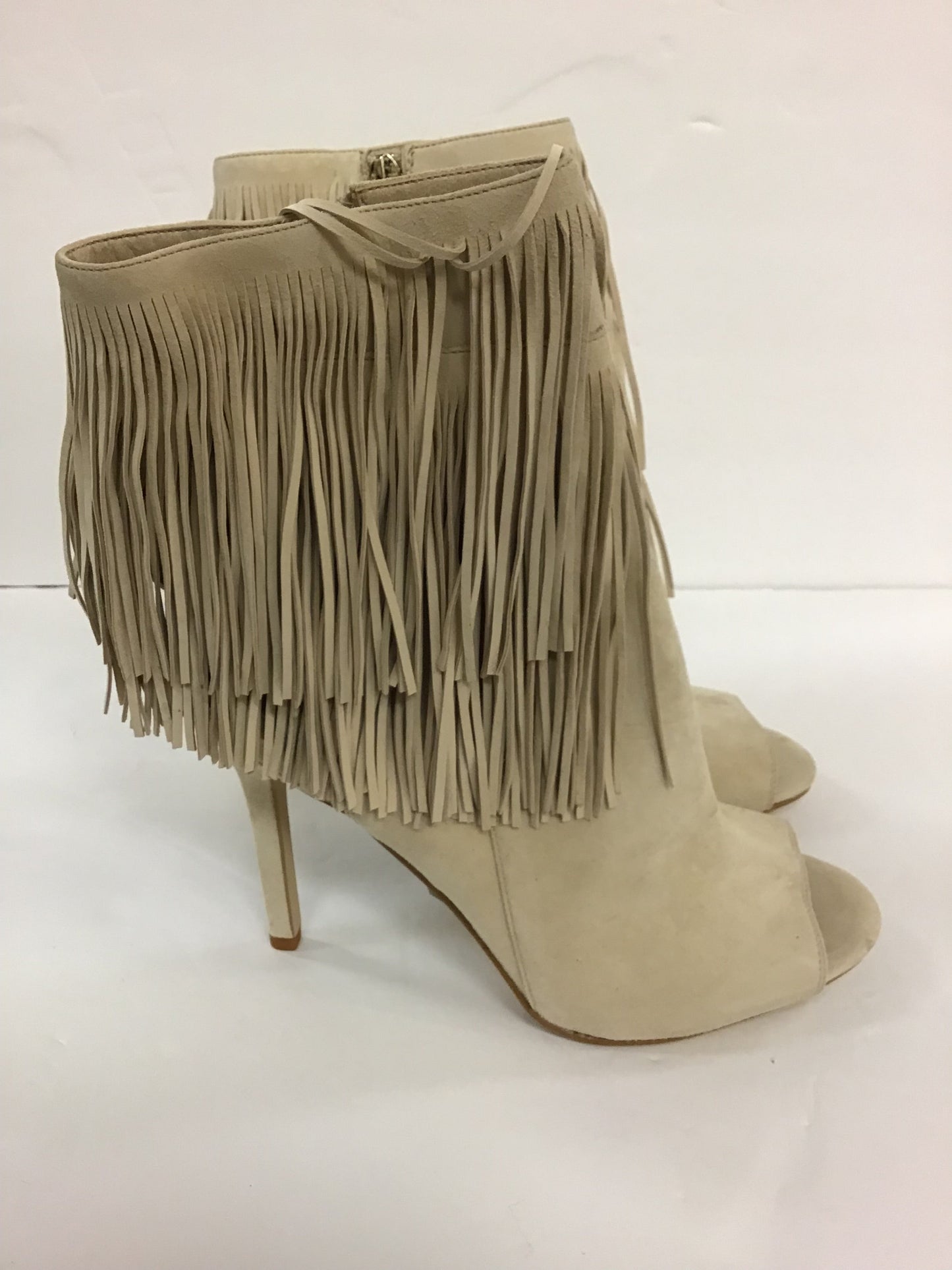 Boots Ankle Heels By Sam Edelman In Cream, Size: 10.5