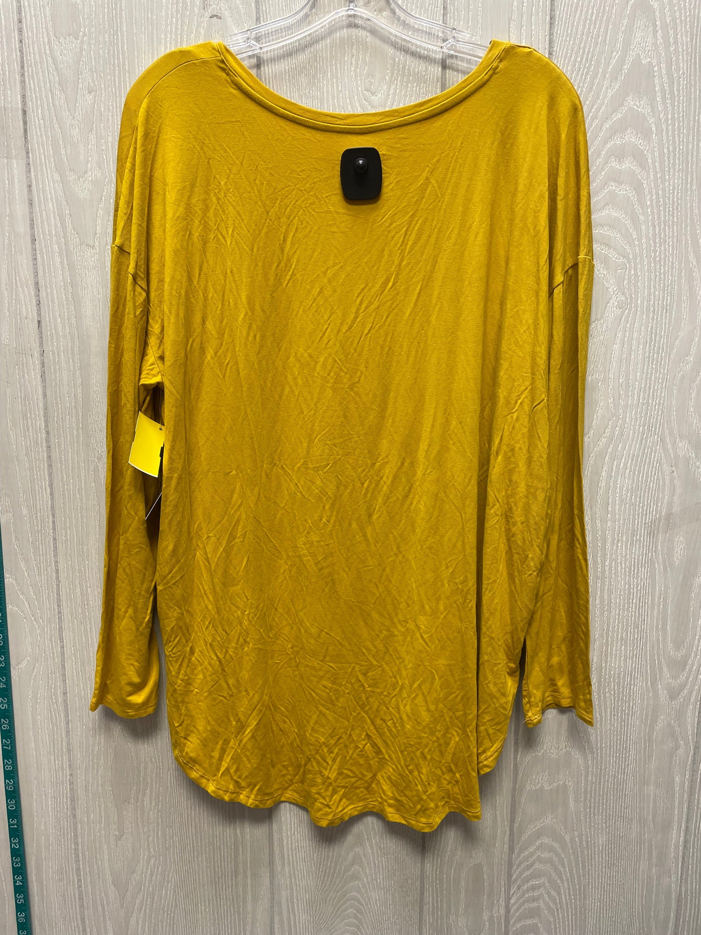 Top Long Sleeve Basic By Time And Tru In Yellow, Size: L