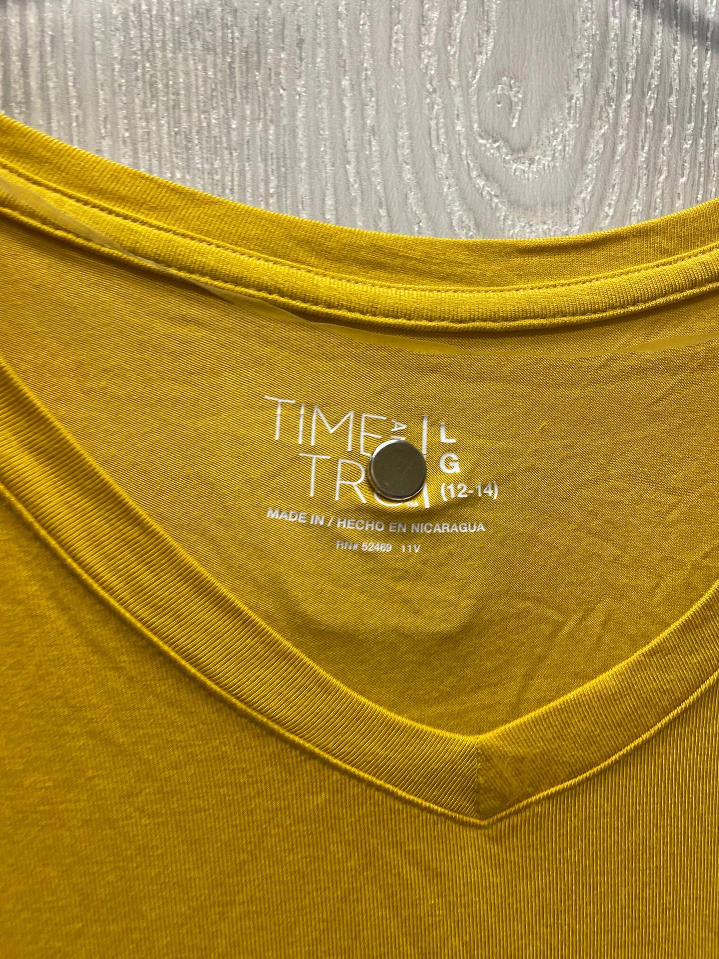 Top Long Sleeve Basic By Time And Tru In Yellow, Size: L