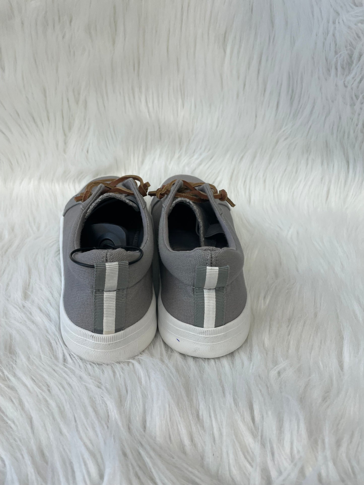 Shoes Sneakers By Tommy Bahama In Grey, Size: 8.5