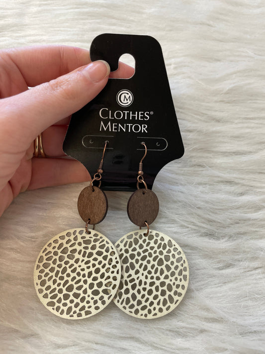 Earrings Dangle/drop By Clothes Mentor