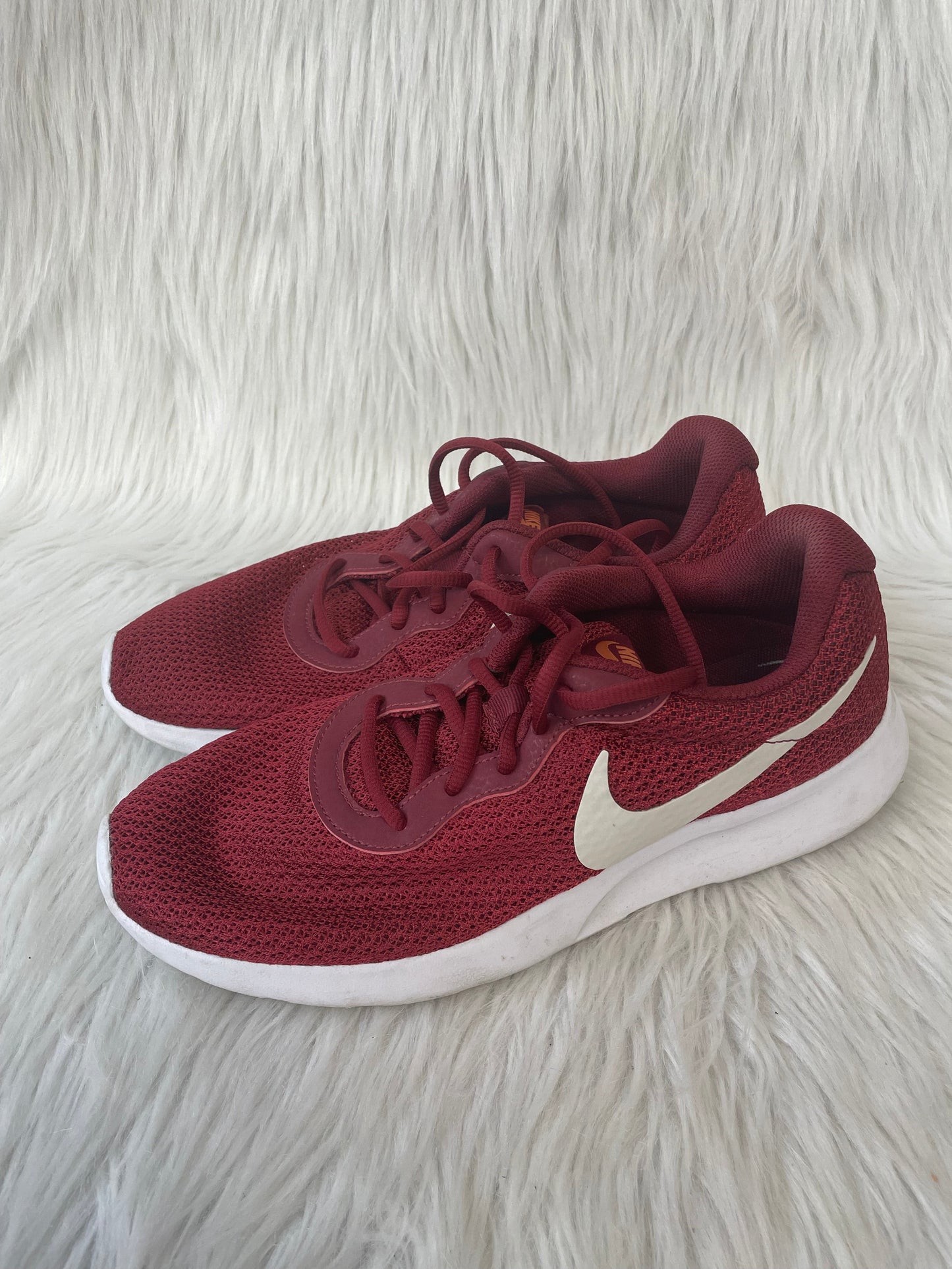 Shoes Athletic By Nike In Red & White, Size: 9.5