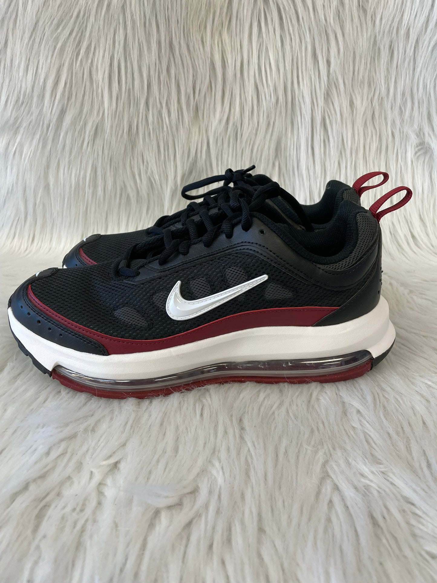 Shoes Athletic By Nike In Black & Red, Size: 8.5