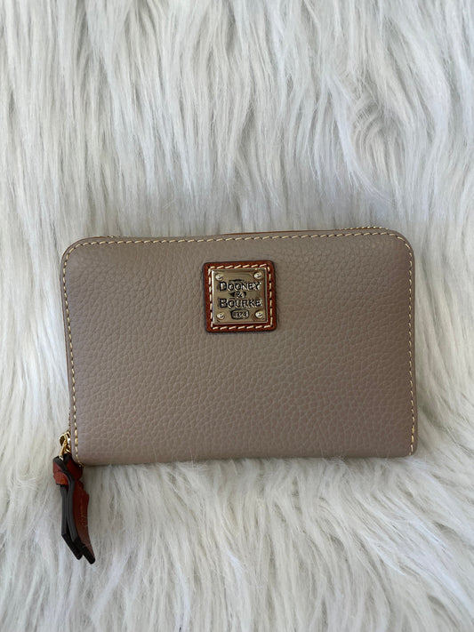 Wallet Designer By Dooney And Bourke, Size: Medium