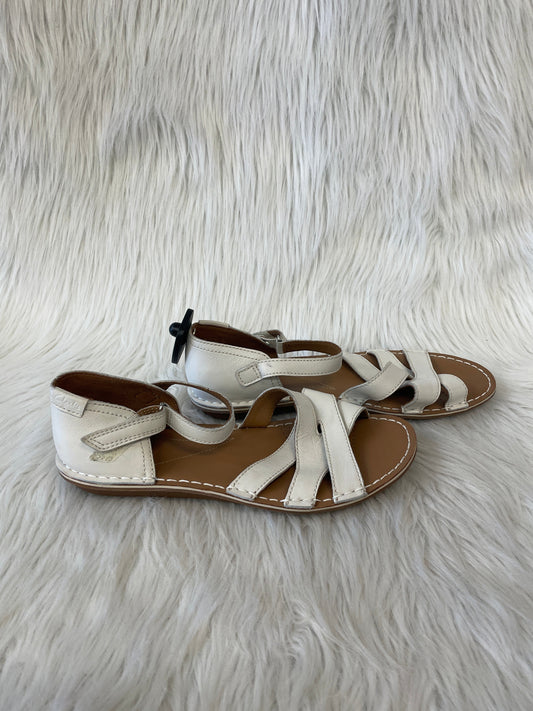 Sandals Flats By Clarks In White, Size: 10