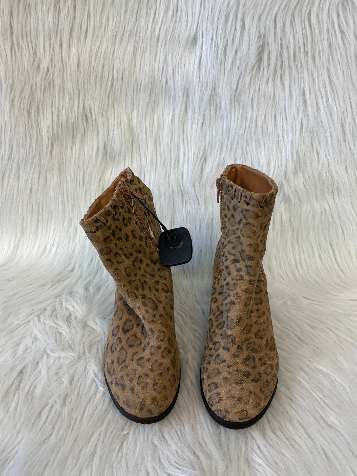 Boots Ankle Heels By Matisse In Animal Print, Size: 6