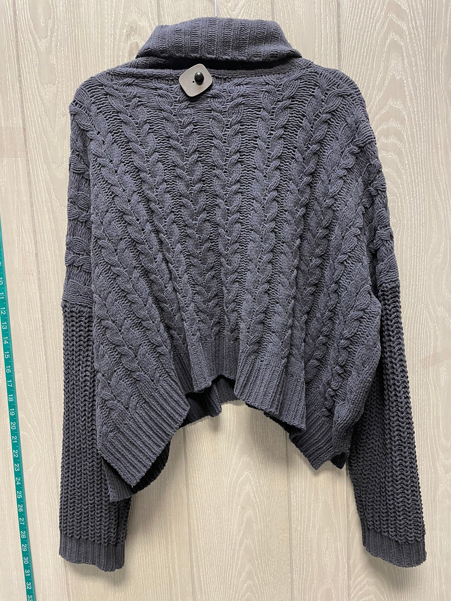 Sweater By Pol In Grey, Size: M