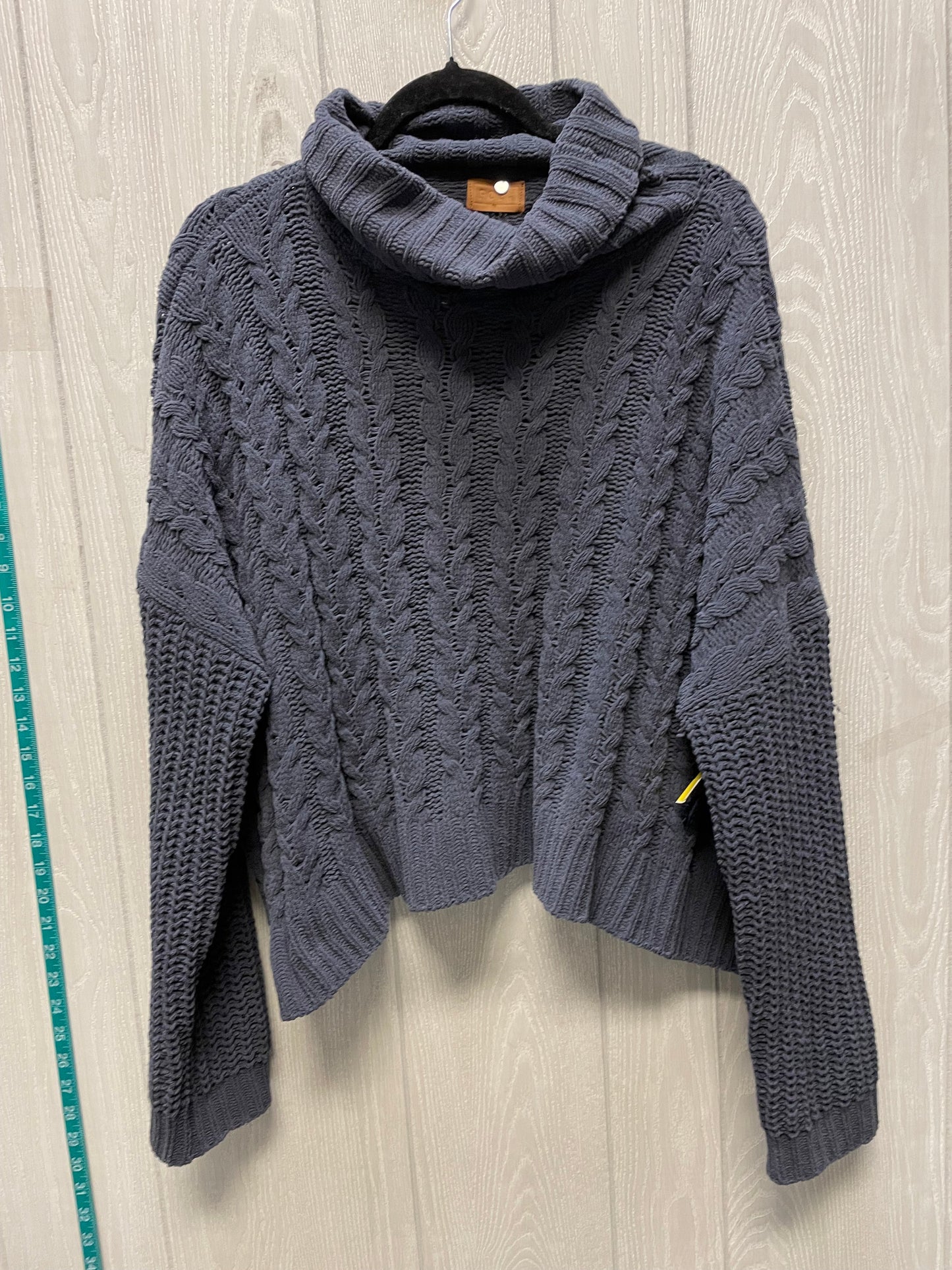 Sweater By Pol In Grey, Size: M