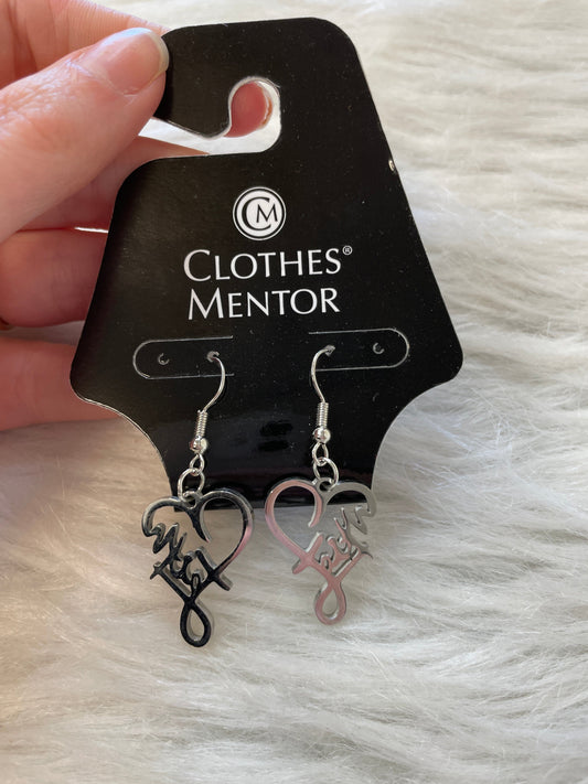 Earrings Dangle/drop By Clothes Mentor