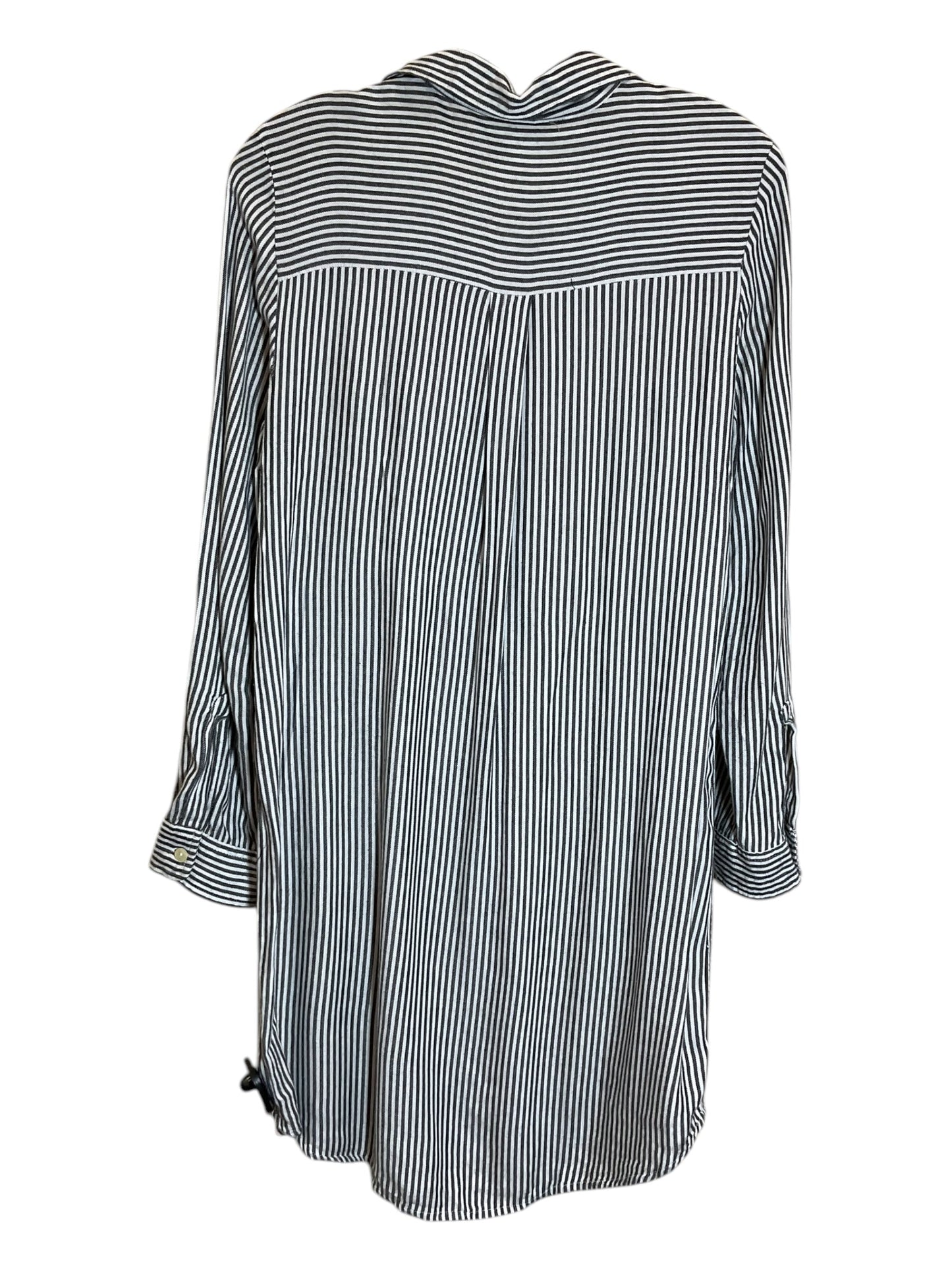 Tunic Long Sleeve By Old Navy In Striped Pattern, Size: M