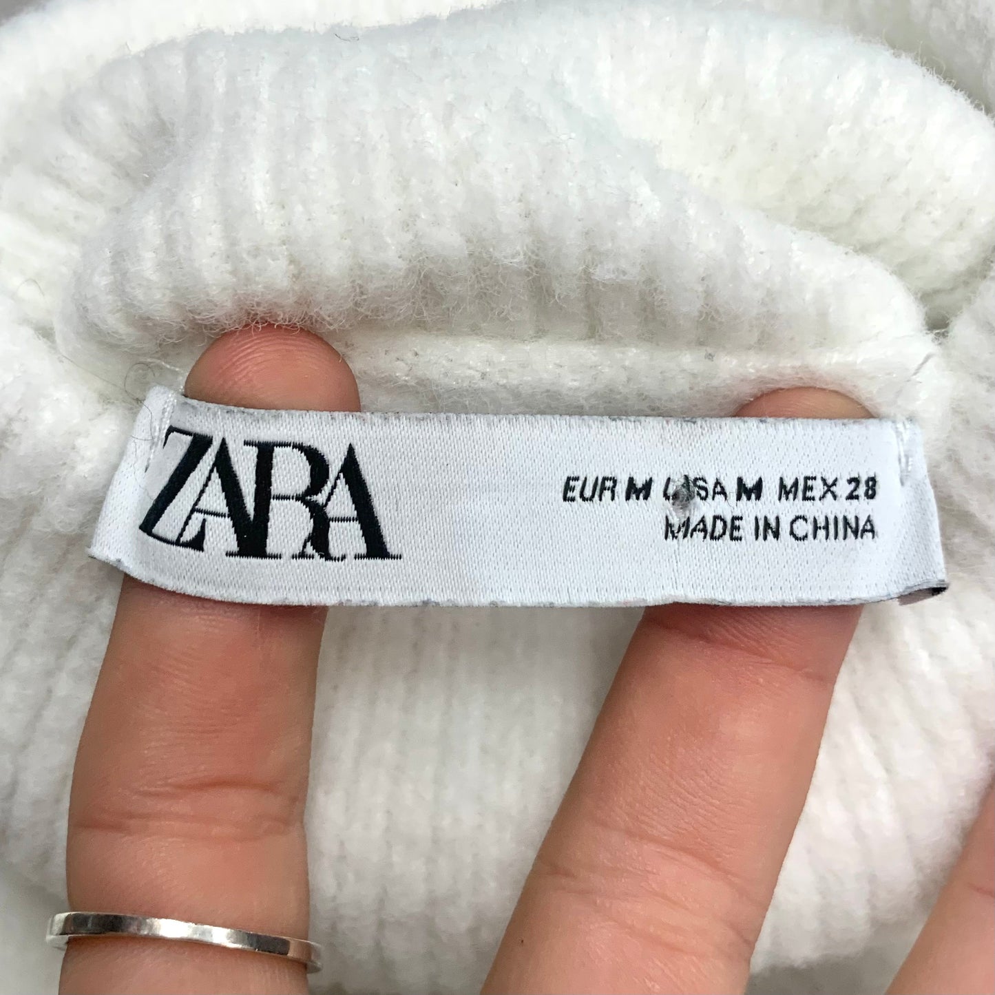 Sweater By Zara In White, Size: M