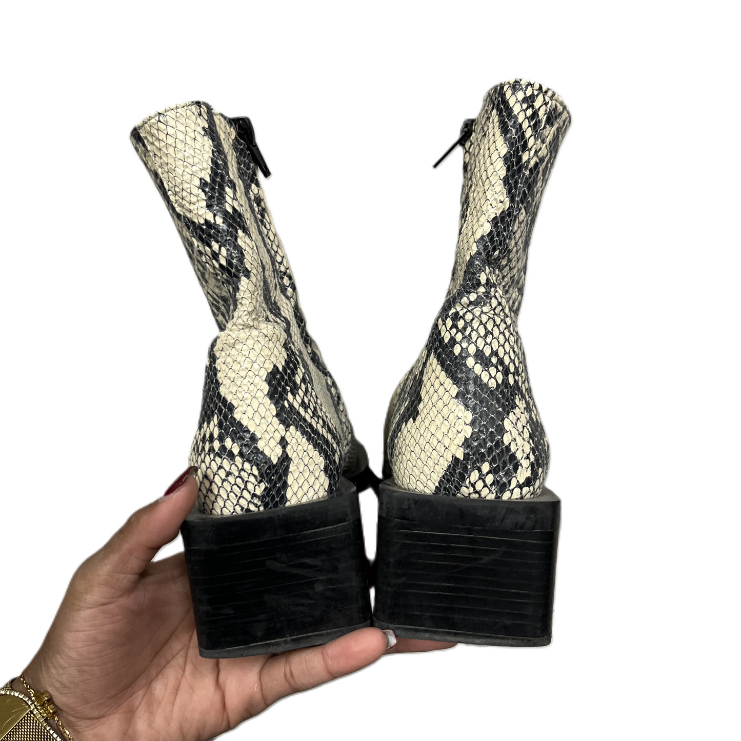 Boots Ankle Heels By Zara In Snakeskin Print, Size: 7.5