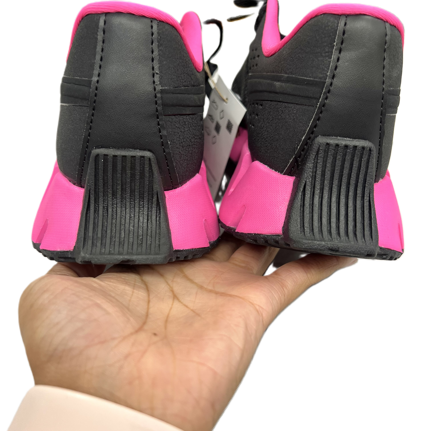 Shoes Athletic By Reebok In Black & Pink, Size: 5.5