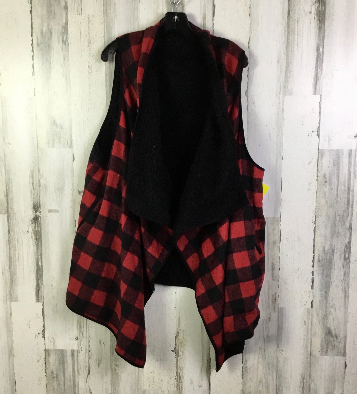 Cardigan By Clothes Mentor In Black & Red, Size: 3x