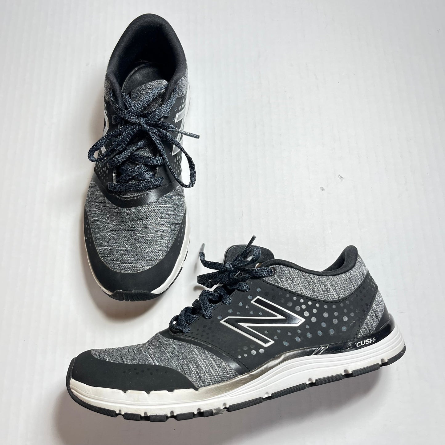 Shoes Athletic By New Balance In Black & Grey, Size: 7.5