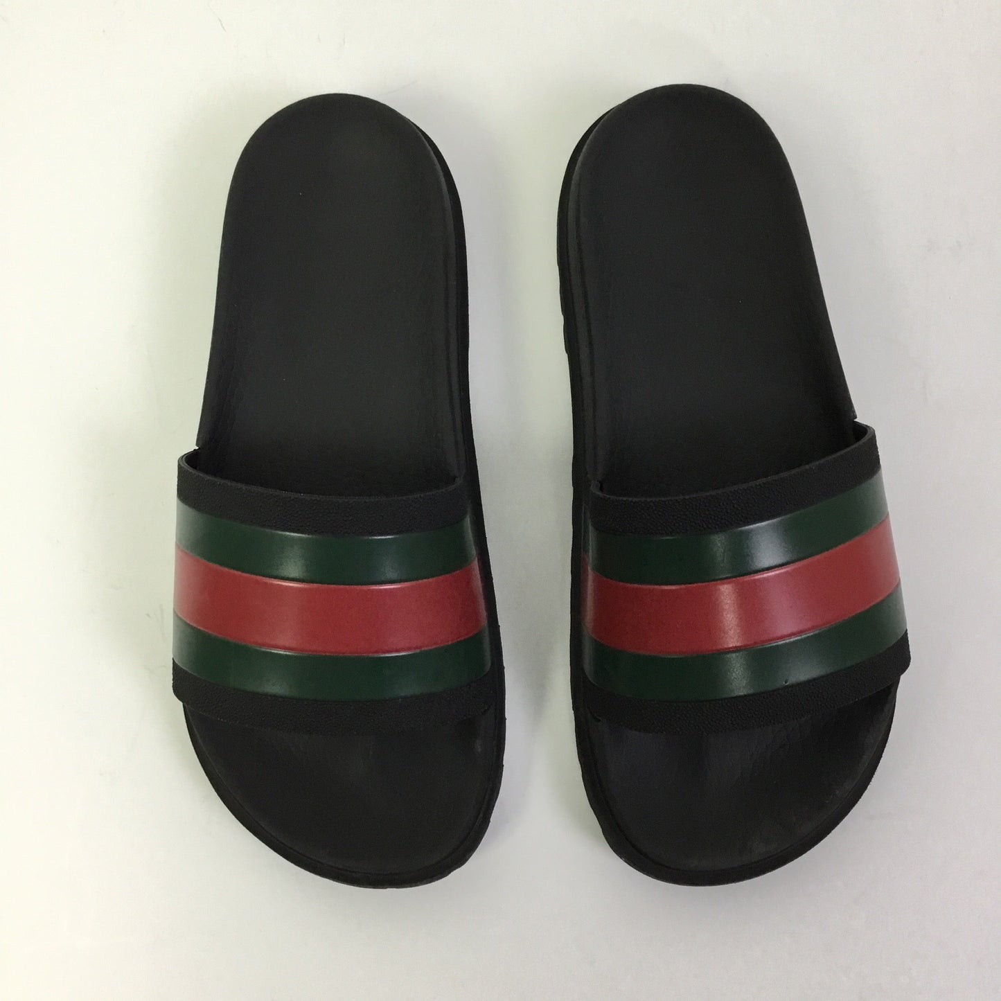 Sandals Luxury Designer By Gucci In Black, Size: 7