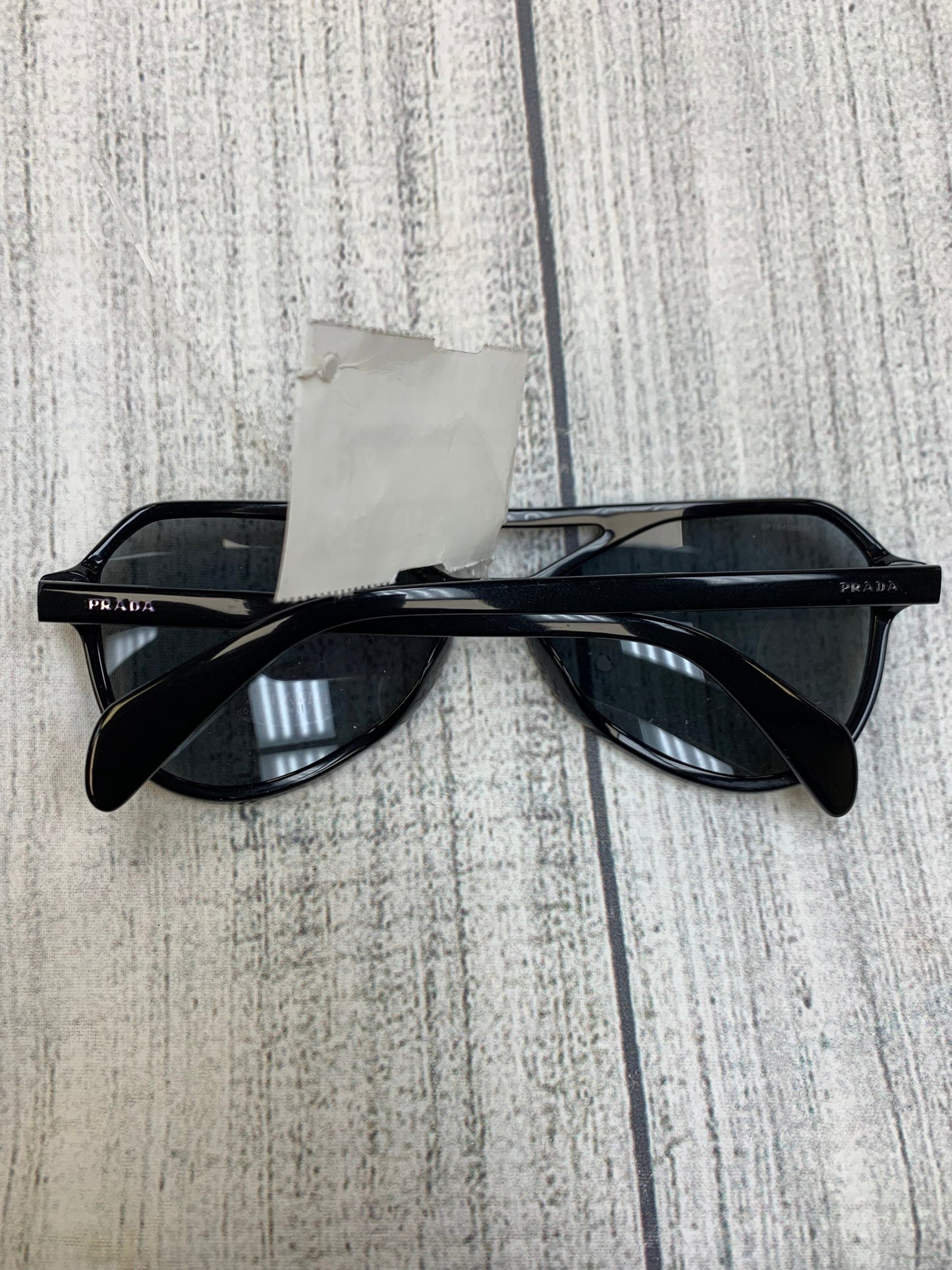 Sunglasses Prada, Size 01 Piece