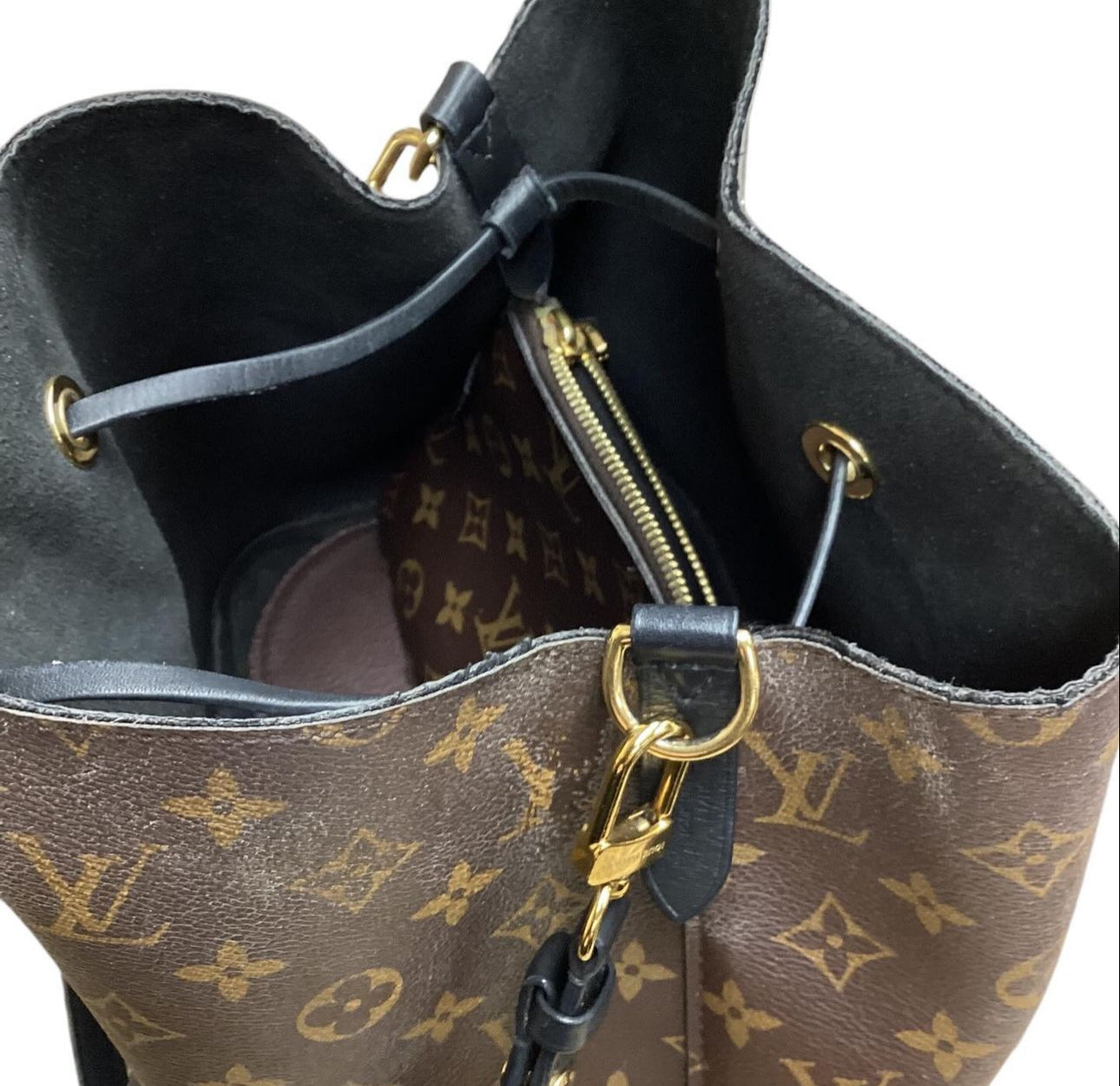 Handbag Designer By Louis Vuitton, Size: Medium