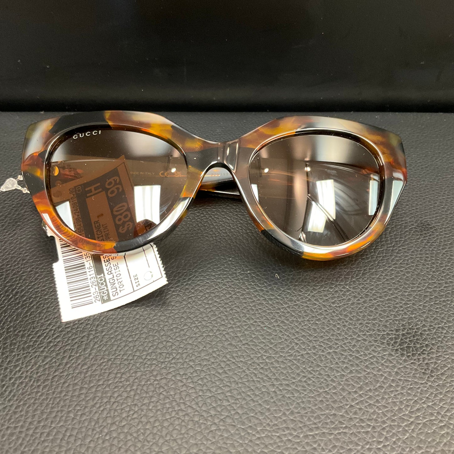 Sunglasses Designer By Gucci