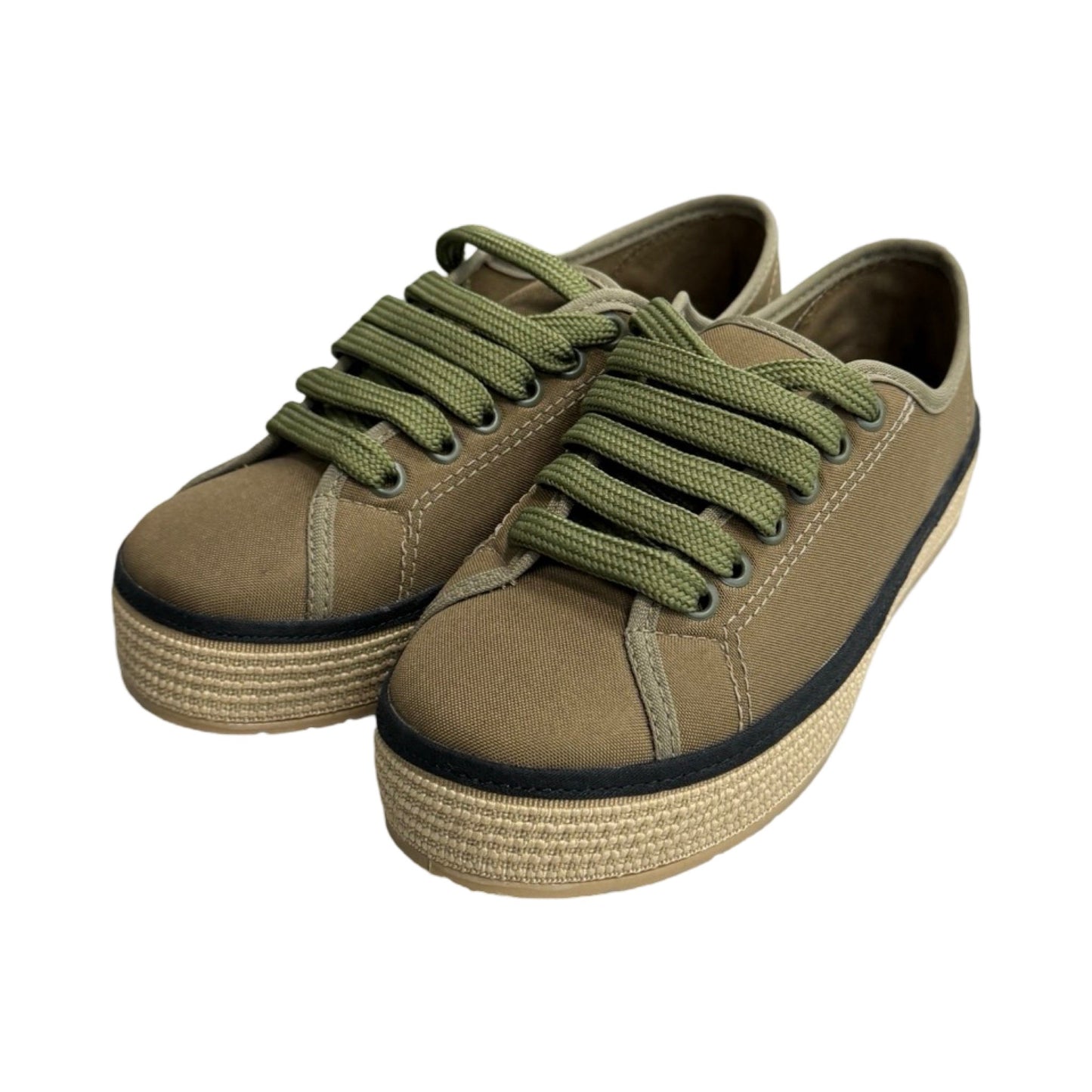 Shoes Sneakers By Sunria In Green, Size: 5