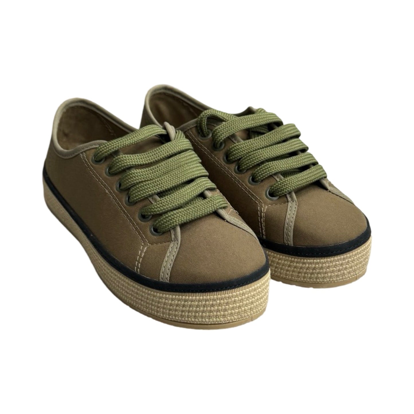 Shoes Sneakers By Sunria In Green, Size: 5