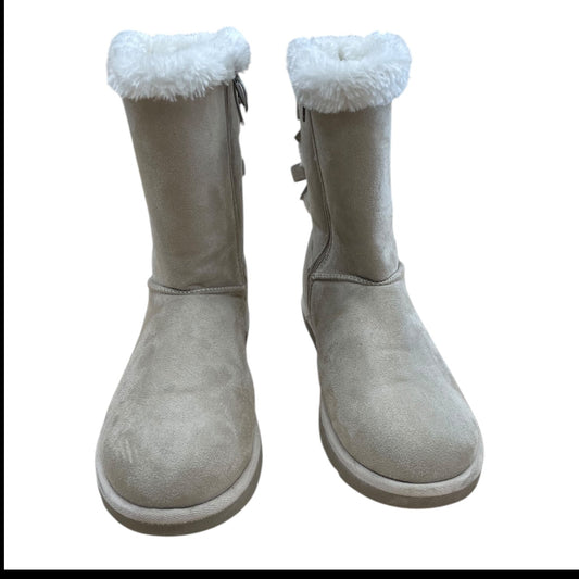 Boots Snow By Clothes Mentor In Beige, Size: 10