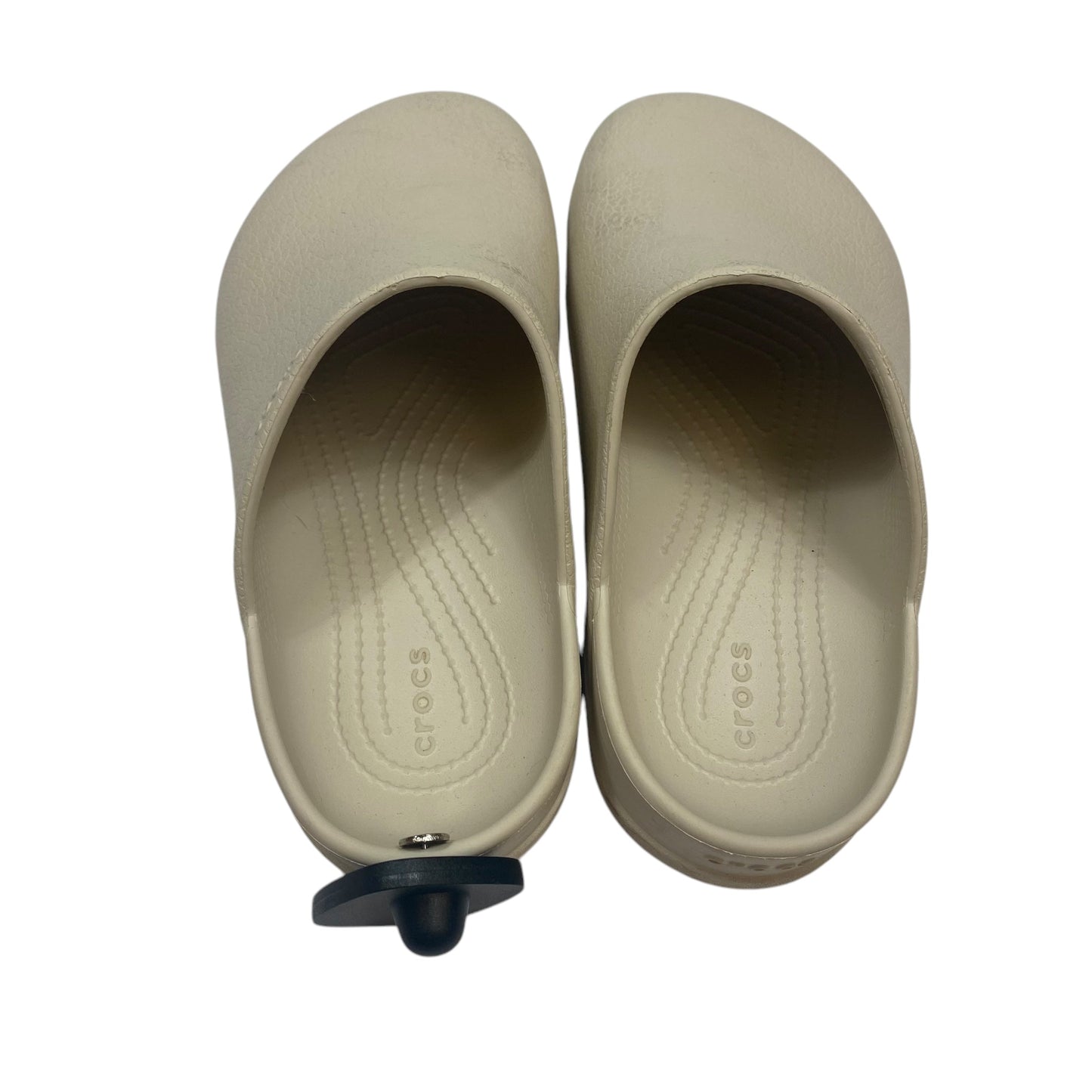 Shoes Flats By Crocs In Cream, Size: 6