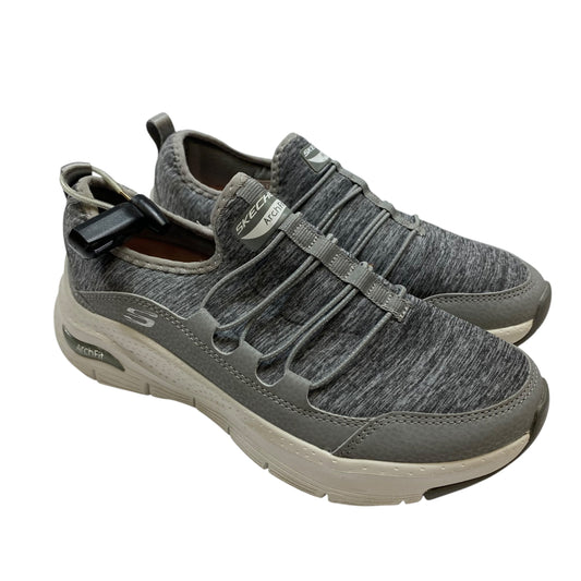 Shoes Sneakers By Skechers In Grey, Size: 6