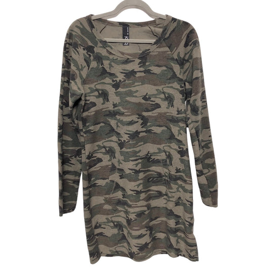 Dress Casual Short By Bobi In Camouflage Print, Size: S