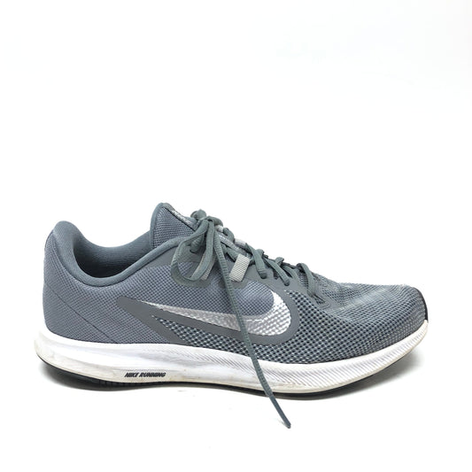 Shoes Athletic By Nike In Grey, Size: 8.5