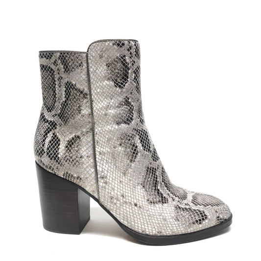 Boots Ankle Heels By Donald Pliner In Snakeskin Print, Size: 6