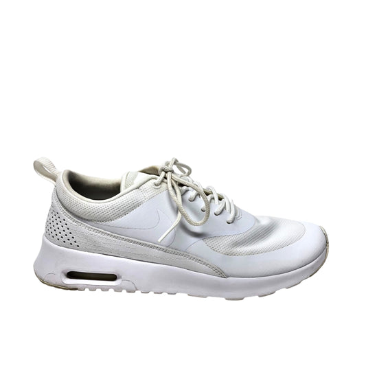 Shoes Athletic By Nike In White, Size: 8.5