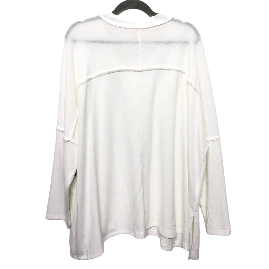 Top Long Sleeve By Easel In White, Size: M