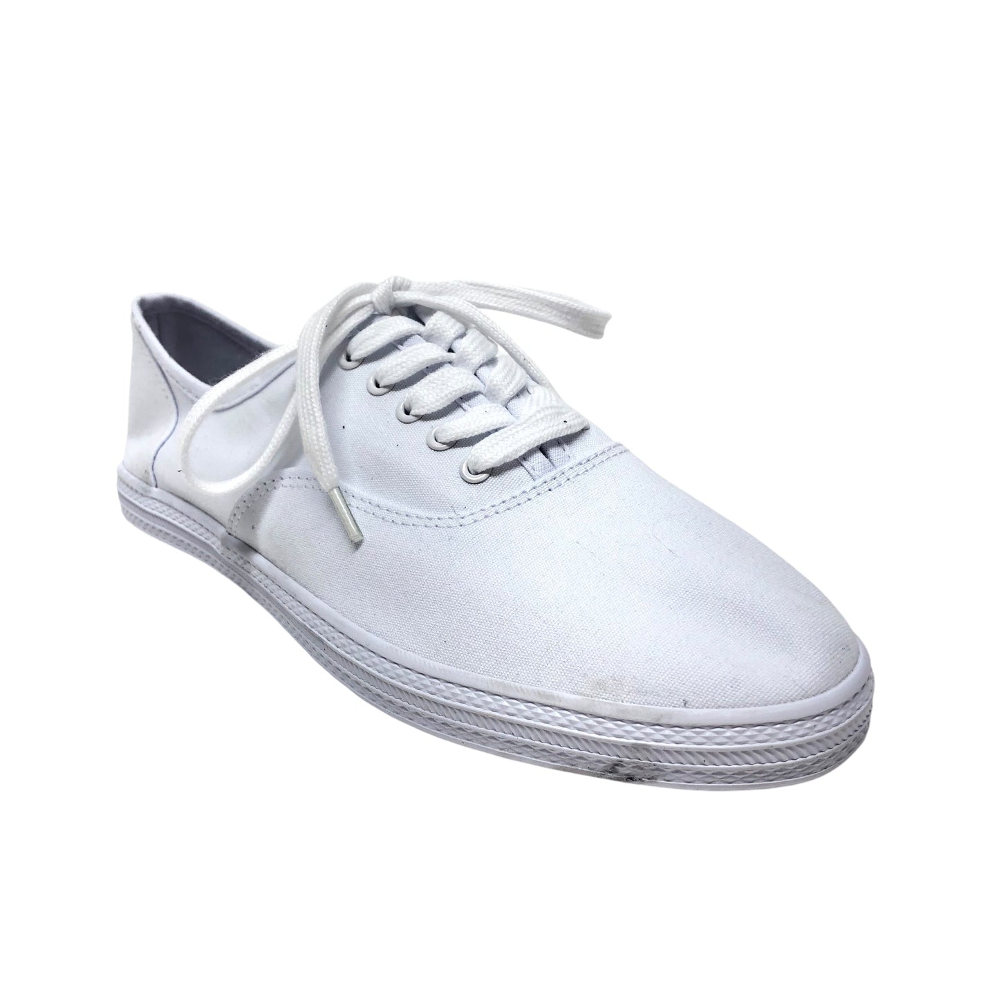 Shoes Sneakers By Universal Thread In White, Size: 9