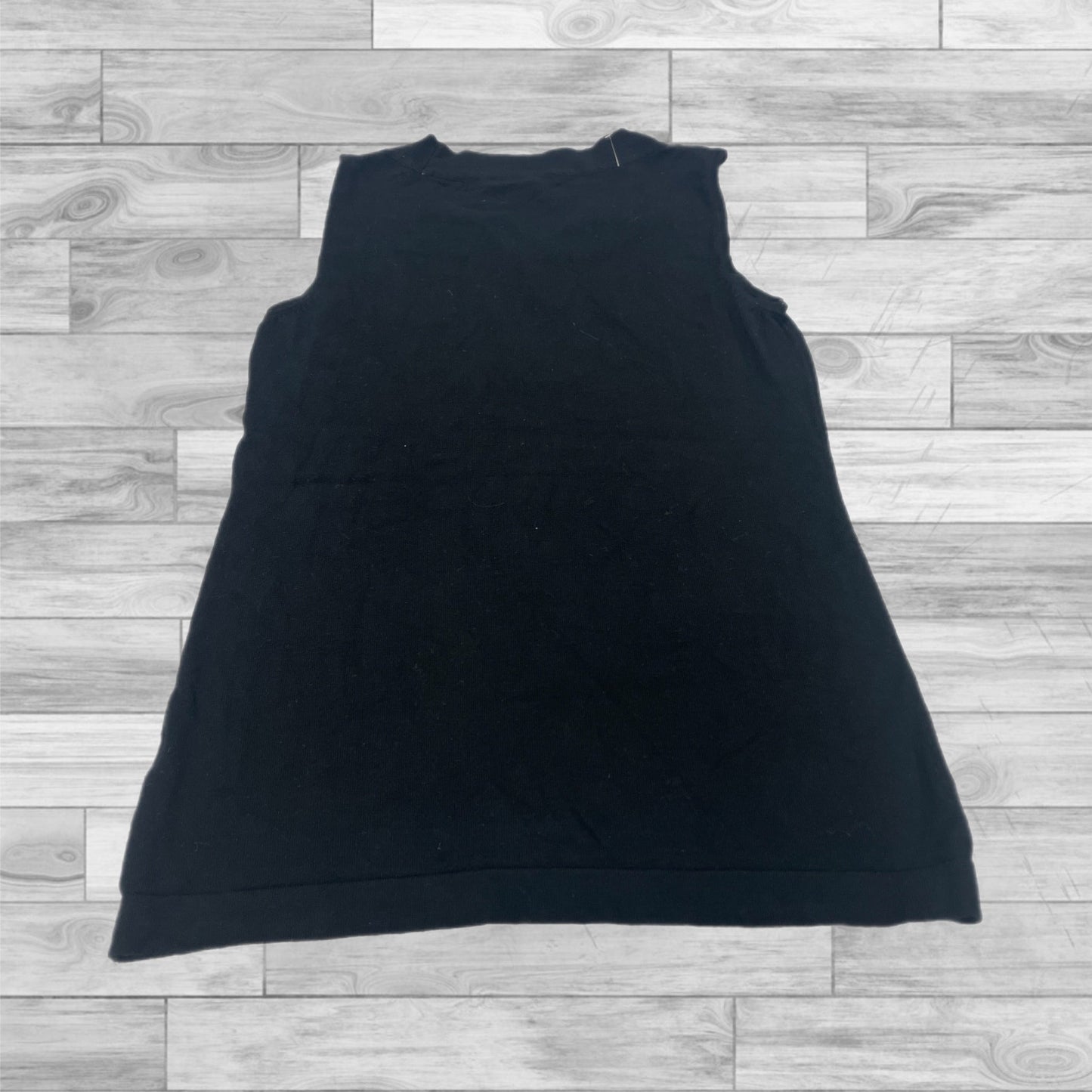 Top Sleeveless By Cable And Gauge In Black, Size: S