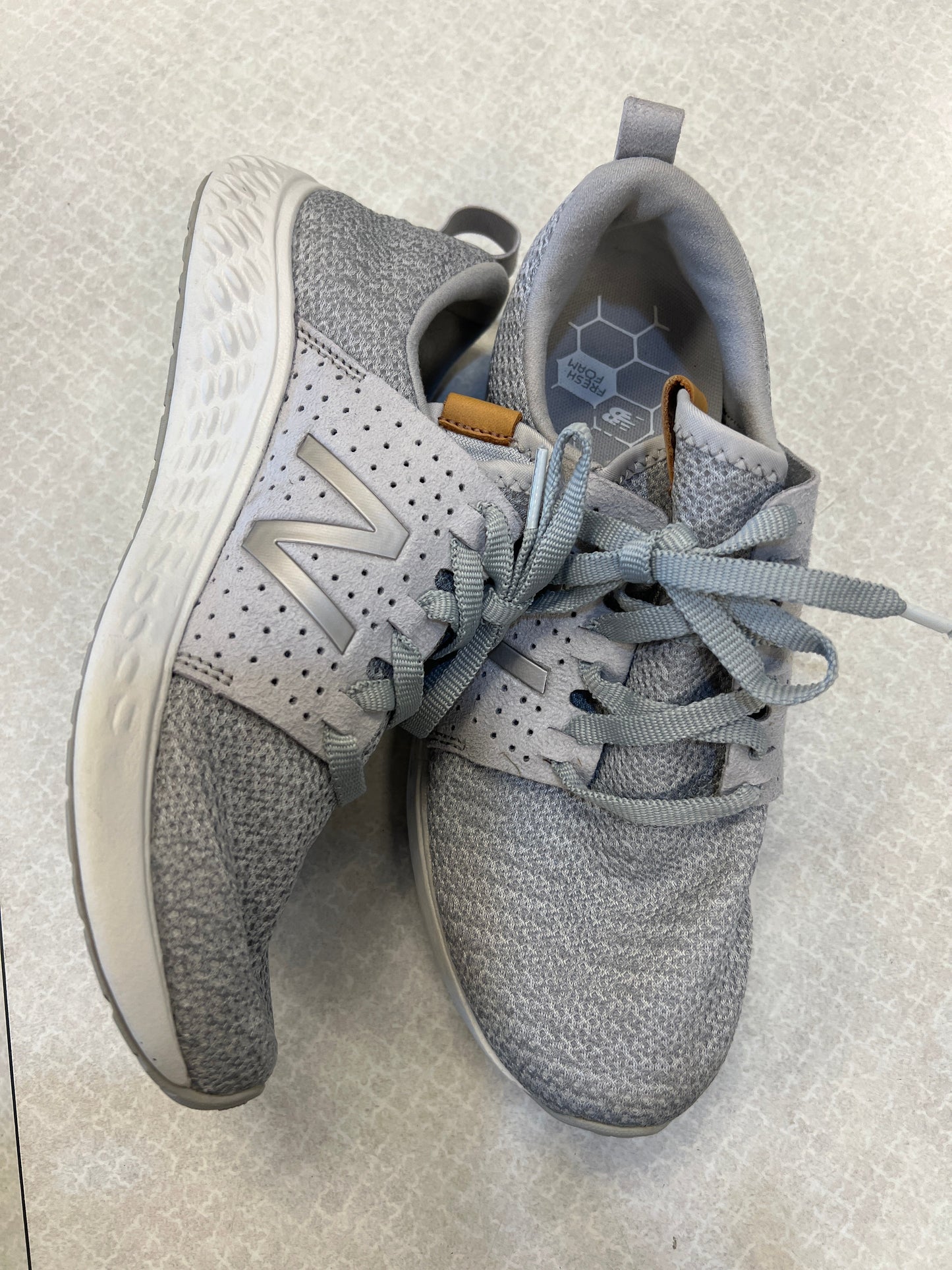 Shoes Athletic By New Balance In Grey, Size: 8.5