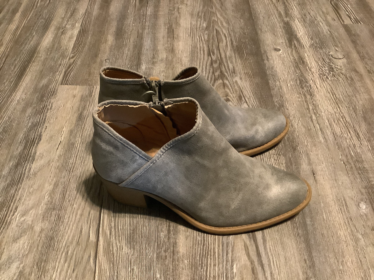 Boots Ankle Heels By Qupid In Grey, Size: 8