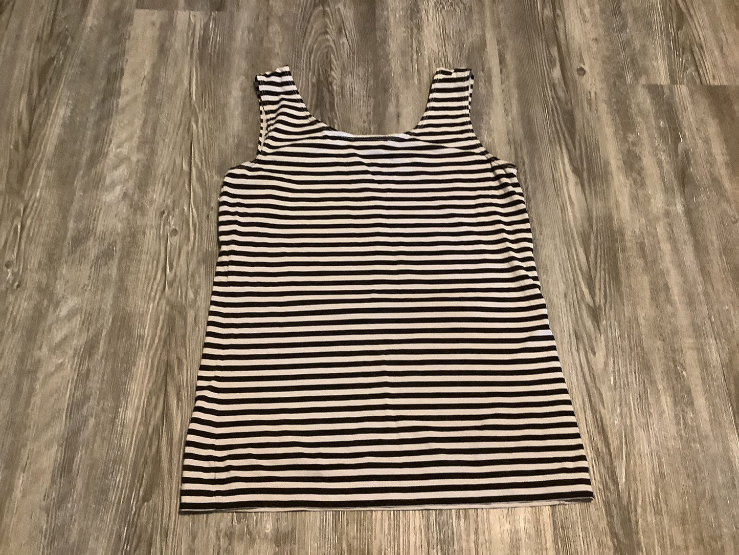 Top Sleeveless By Chicos In Black & White, Size: S