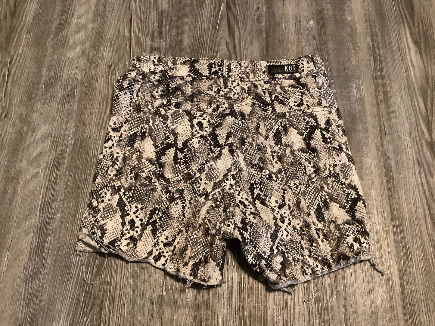 Shorts By Kut In Animal Print, Size: 00